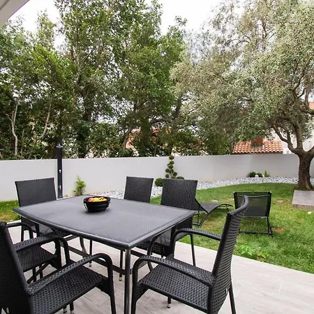 Mungo Villa Starigrad Paklenica