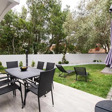 Mungo * Starigrad Paklenica