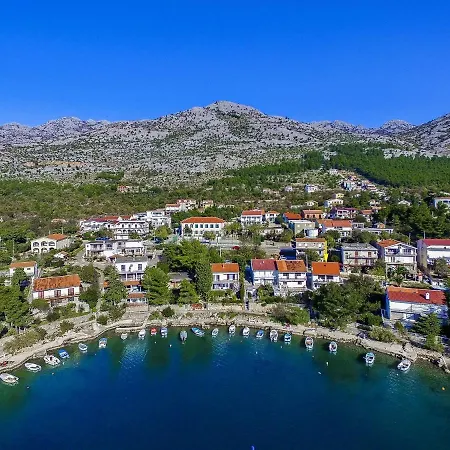 Villa Mungo *