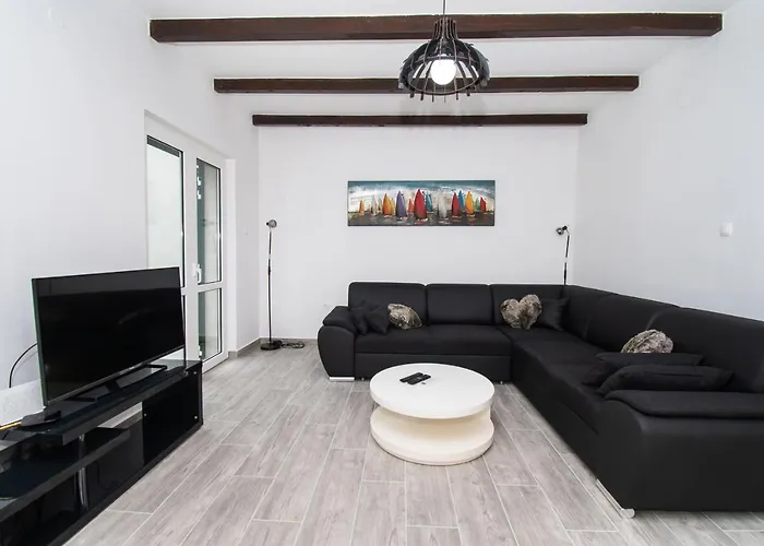 Mungo Villa Starigrad Paklenica