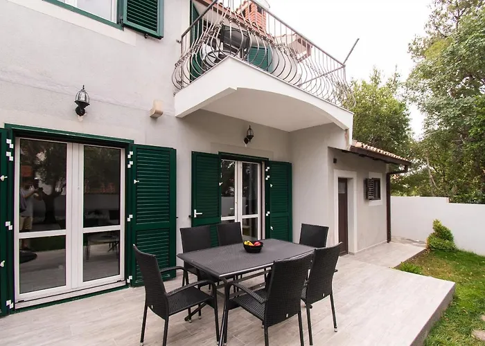 Mungo * Starigrad Paklenica